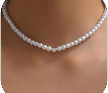Pearl Heart Necklace for Women Fashion White Round Pearl Choker Necklace Dainty Pearl Love Heart Clavicle Chain Necklace Jewelry for Women Gifts